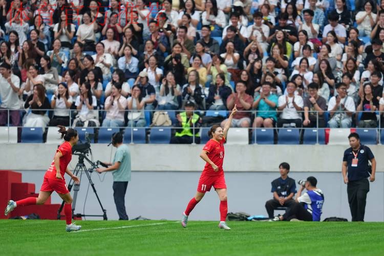 女足联赛-上海豪取82分提前夺冠 天津排第2 女足联赛-上海豪取82分提前夺冠 天津排第2